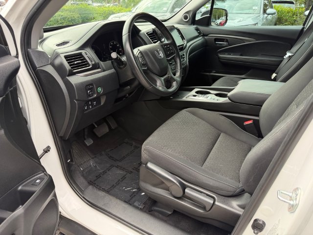 Certified 2024 Honda Ridgeline Sport image 12