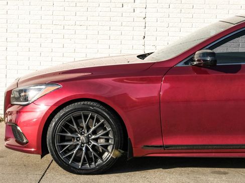 Used 2019 Genesis G80 3.3T Sport RWD image 12