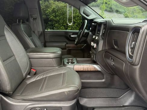 Used 2023 GMC Sierra 2500 Denali w/ Denali Ultimate Package AWD/4WD image 25