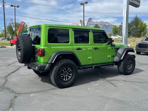 Used 2025 Jeep Wrangler Willys image 8