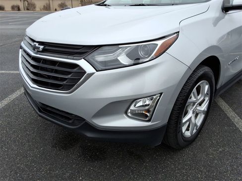 Certified 2021 Chevrolet Equinox LT image 9