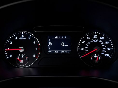 Used 2018 Kia Sorento LX image 36