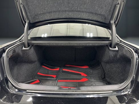 Used 2023 Dodge Charger SXT RWD image 12