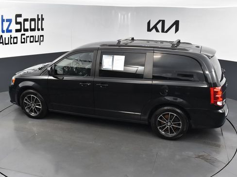 Used 2019 Dodge Grand Caravan GT FWD image 11
