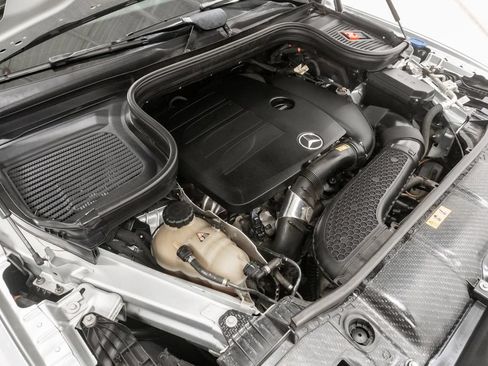 Used 2020 Mercedes-Benz GLE 350 4MATIC image 4