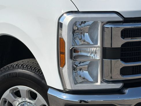 Used 2024 Ford F250 XLT AWD/4WD image 31
