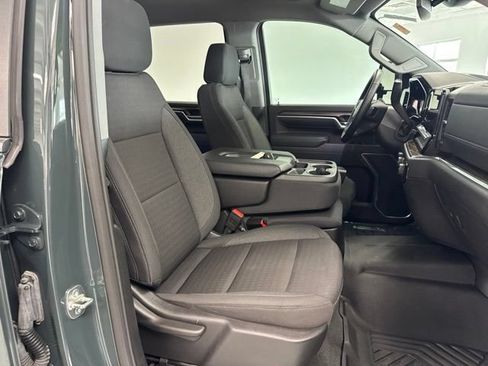 Used 2025 Chevrolet Silverado 3500 LT w/ Trail Boss Package AWD/4WD image 28