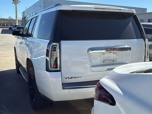 Used 2016 GMC Yukon Denali w/ Open Road Package image 4