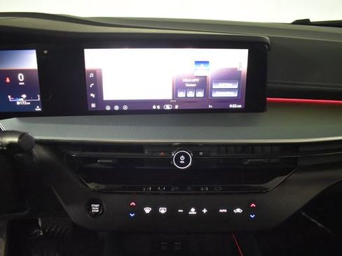 Certified 2025 Nissan Murano Platinum AWD/4WD image 19