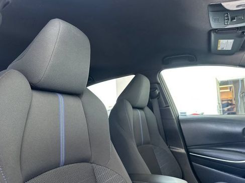 Used 2021 Toyota Corolla SE w/ Carpet Mat Package (TMS) FWD image 13