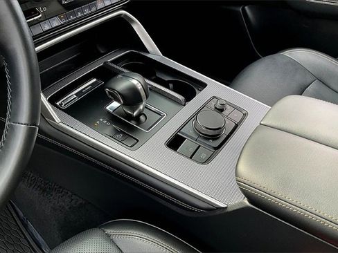 Used 2025 MAZDA CX-90 3.3 Turbo w/ Preferred Package image 18