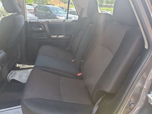 Used 2014 Toyota 4Runner Trail AWD/4WD image 11