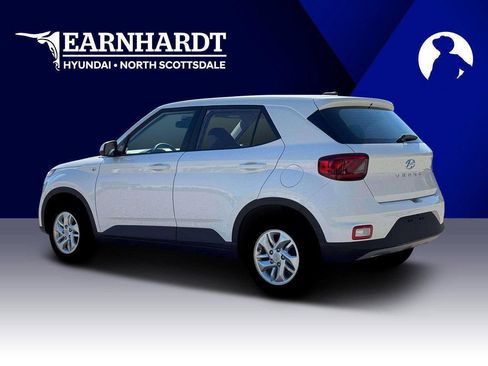 New 2026 Hyundai Venue SE FWD image 4