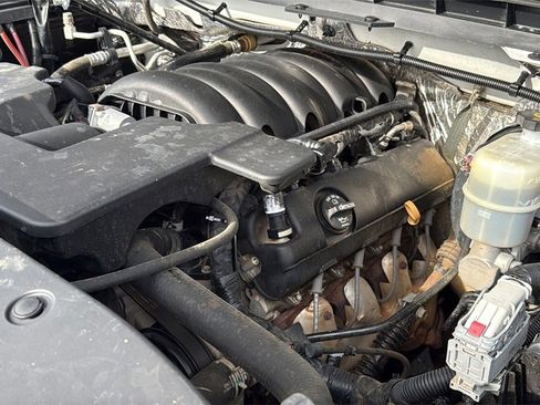 Used 2018 Chevrolet Silverado 1500 LT w/ All Star Edition image 25