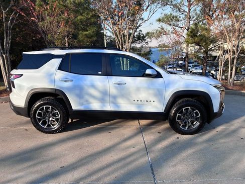 New 2026 Chevrolet Equinox ACTIV w/ Convenience Package III FWD image 8