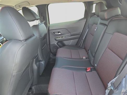 New 2026 Nissan Kicks SR w/ Cold Weather Package image 18