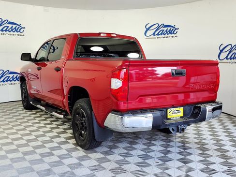 Used 2017 Toyota Tundra SR5 w/ SR5 Upgrade Package RWD image 2
