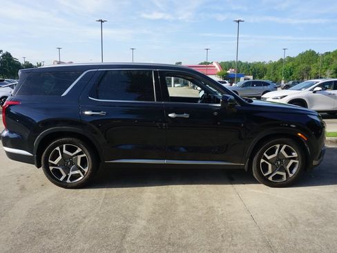 Used 2023 Hyundai Palisade Limited w/ Cargo Package FWD image 23
