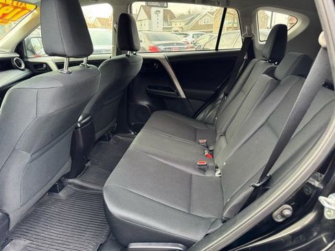 Used 2017 Toyota RAV4 LE image 17