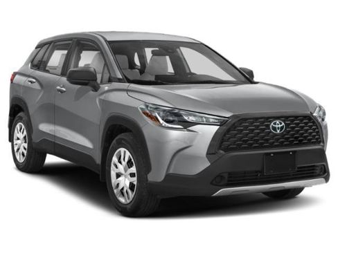 Used 2022 Toyota Corolla Cross L FWD image 6