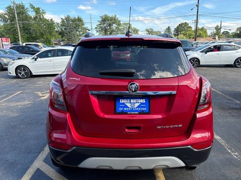 Used 2019 Buick Encore Essence FWD image 5