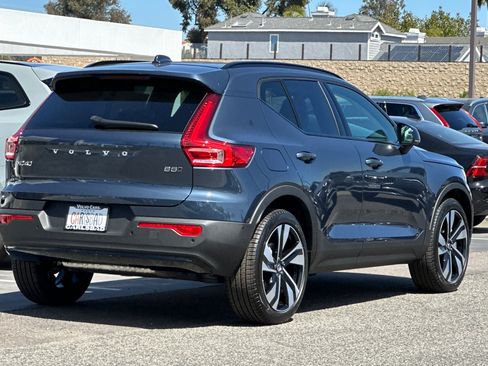 New 2026 Volvo XC40 B5 Ultra w/ Climate Package AWD/4WD image 4