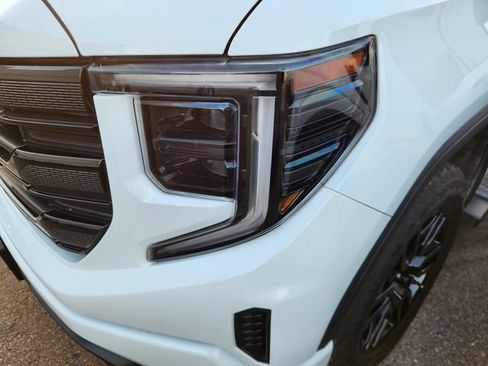 Used 2025 GMC Sierra 1500 Elevation RWD image 6