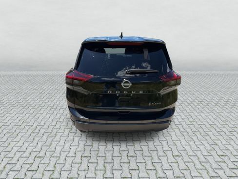 Used 2024 Nissan Rogue SV AWD/4WD image 7