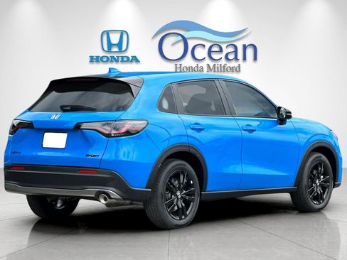 New 2026 Honda HR-V Sport image 5