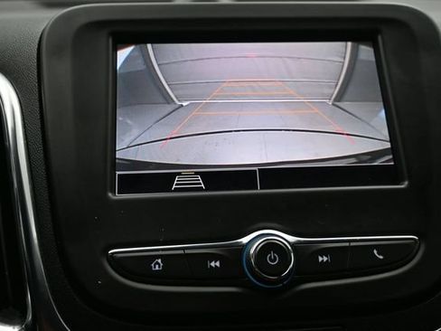 Used 2022 Chevrolet Equinox LT FWD image 17