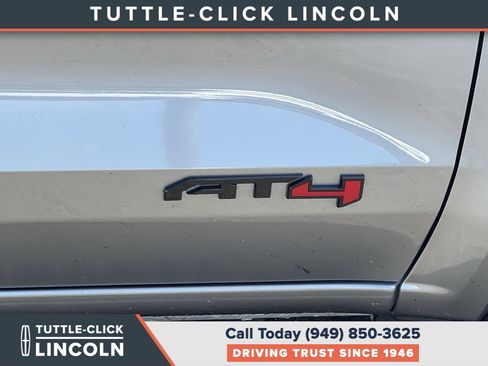 Used 2024 GMC Canyon AT4 AWD/4WD image 16