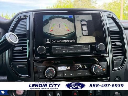 Used 2023 Nissan Titan PRO-4X w/ Pro-4x Convenience Package AWD/4WD image 24