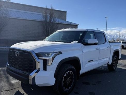 Used 2025 Toyota Tundra SR5 image 6