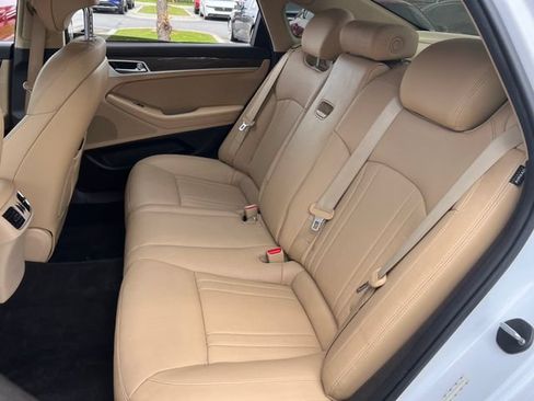 Used 2018 Genesis G80 3.8 RWD image 25