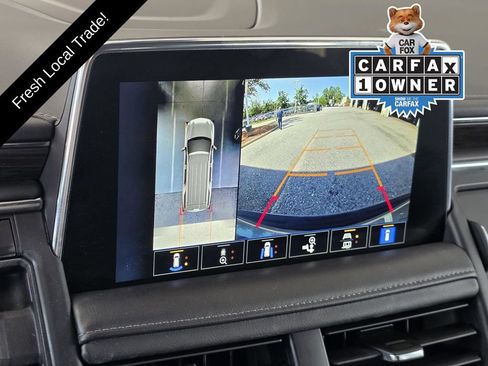Used 2022 Chevrolet Tahoe Z71 w/ Luxury Package AWD/4WD image 19