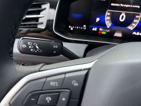 New 2026 Volkswagen Jetta SE FWD image 21