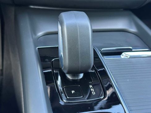 Used 2025 Volvo XC60 B5 Core w/ Protection Package Premier image 30