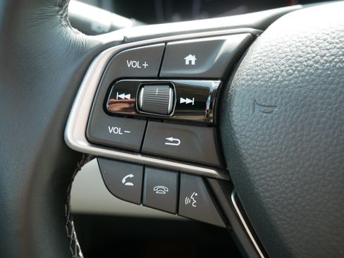 Used 2019 Honda Accord EX-L image 31