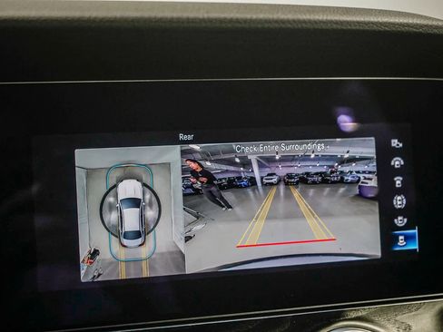 Used 2022 Mercedes-Benz E 350 Sedan image 24