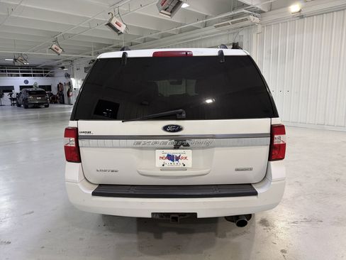 Used 2017 Ford Expedition Limited image 4