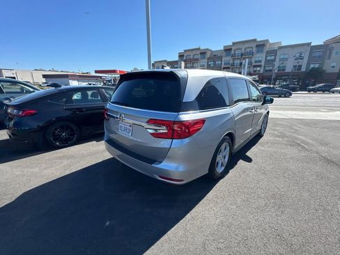 Used 2018 Honda Odyssey EX-L image 5