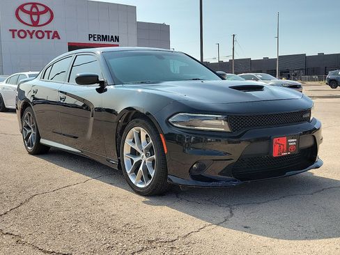 Used 2020 Dodge Charger GT RWD image 6