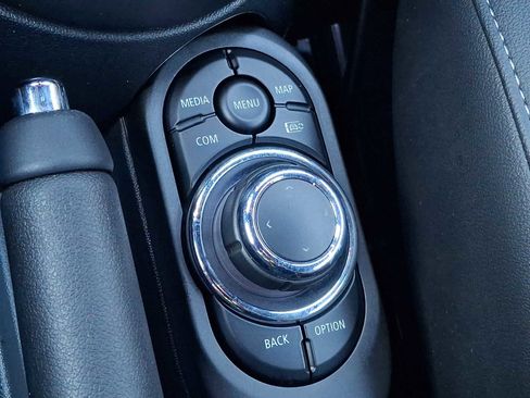 Used 2023 MINI Cooper S image 18