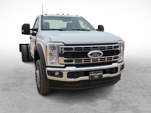 New 2026 Ford F600 4x4 Regular Cab Super Duty w/ XL Chrome Package image 2