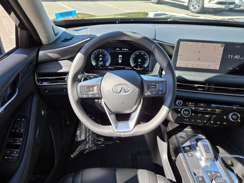 Certified 2025 INFINITI QX60 Luxe w/ Cargo Package image 10