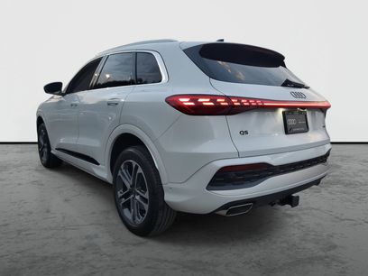Used 2025 Audi Q5 Premium w/ Convenience Package