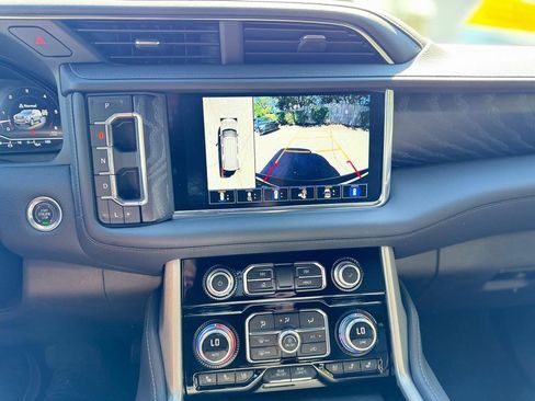 Used 2023 GMC Yukon XL Denali w/ Max Trailering Package image 15