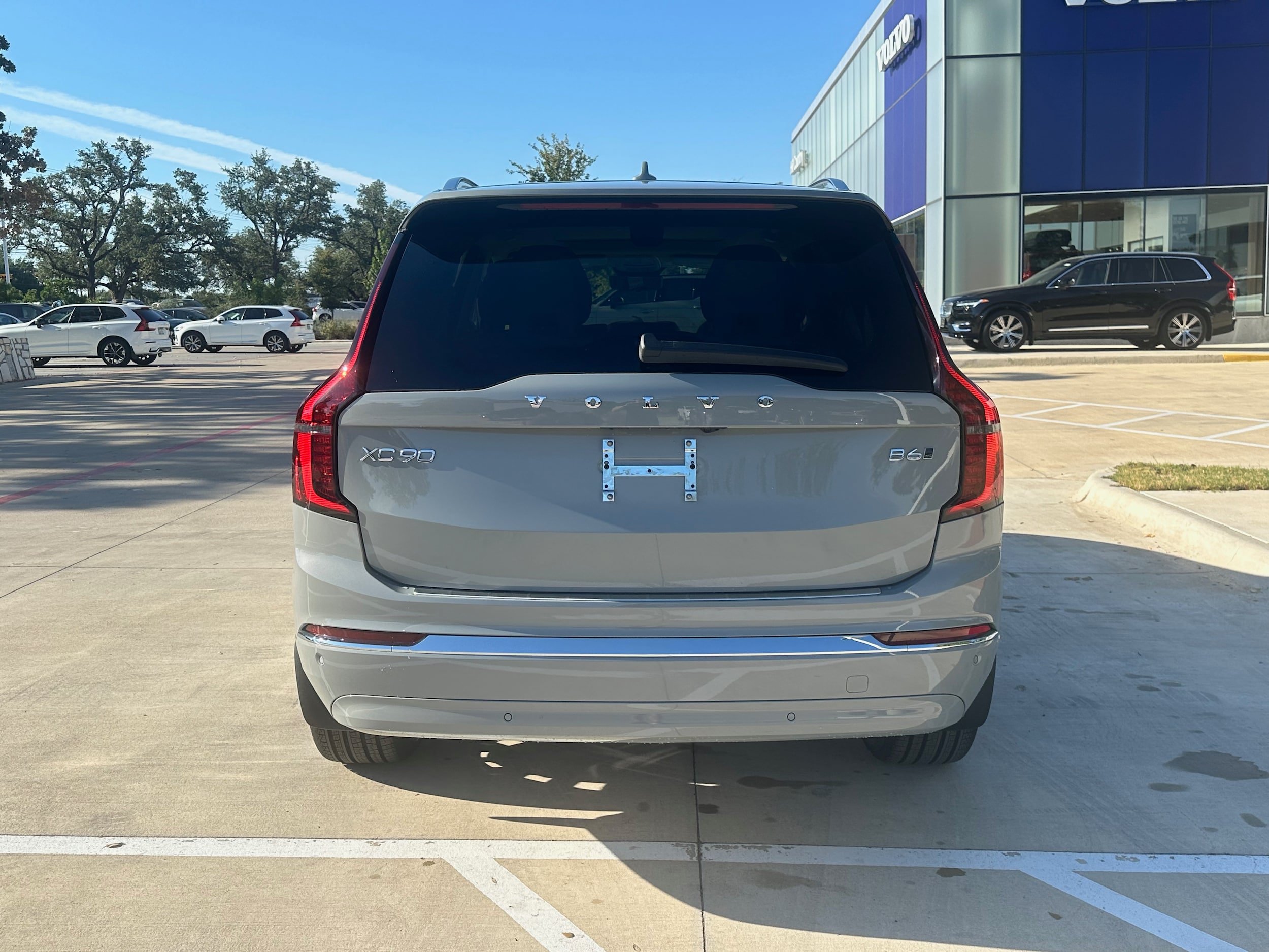 Used 2026 Volvo XC90 B6 Ultra w/ Protection Package Premier AWD/4WD image 5