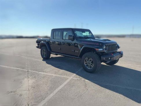 New 2026 Jeep Gladiator Mojave image 16