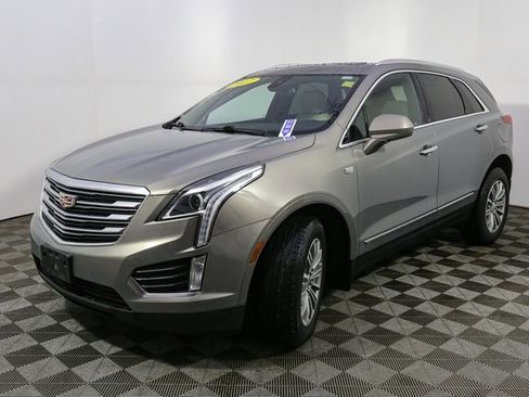Used 2017 Cadillac XT5 Luxury w/ Driver Awareness Package image 5